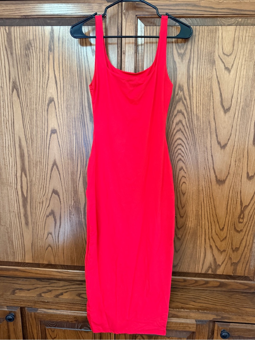 Classic Scoop Neck Red Bodycon Dress